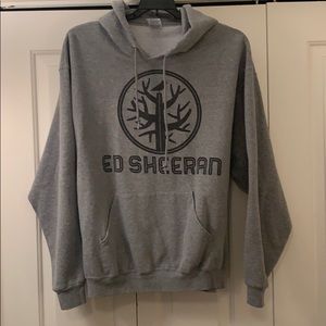 Ed Sheeran grey sweatshirt